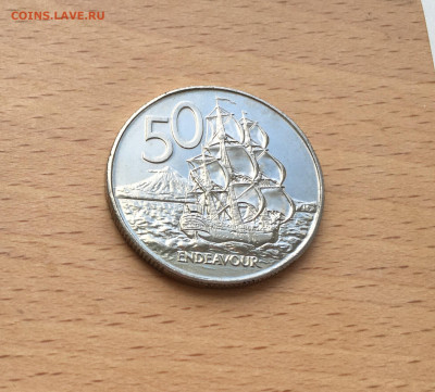 Новая Зеландия 50 центов 1984 Корабль Джеймса Кука Индевор - IMG_6855.JPG