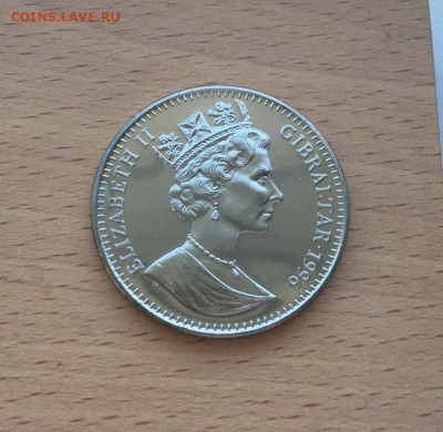 Крона Шайба Гибралтар 1 крона 1996 Чемпионат Европы футбол - krona_shajba_gibraltar_1_krona_1996_chempionat_evropy_po_futbolu_sport (1)