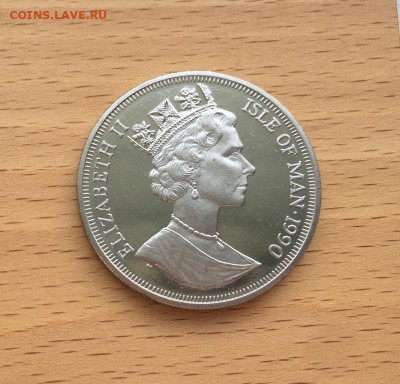 Крона Шайба Остров Мэн 1 крона 1990 Палермо Удине Верона - krona_shajba_ostrov_men_1_krona_1990_chempionat_mira_futbol_italija_palermo_udine_verona_sport (1)