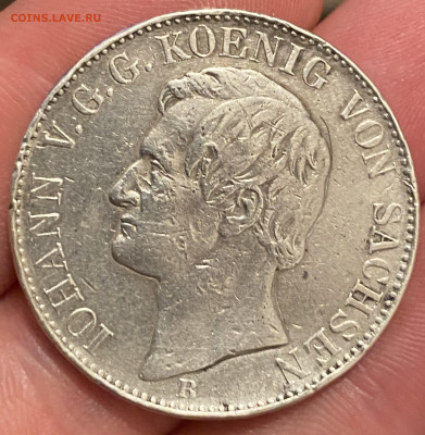 Монета Серебренная - F903B573-15F8-4EBA-BBEC-7125AC398CB4