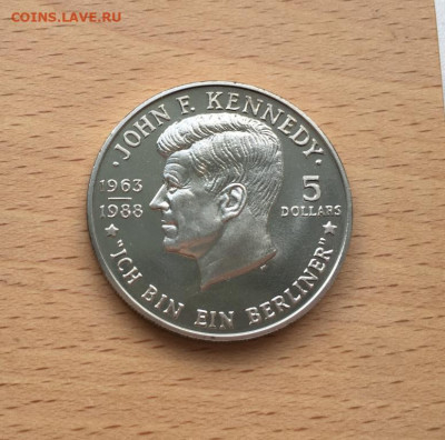 Крона Шайба Ниуэ 5$ долларов 1988 Джон Кеннеди - krona_shajba_niue_5_dollarov_1988_dzhon_kennedi