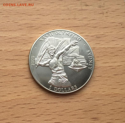Либерия 5$ долларов 2000 Олимпийские Игры UNC метание копья - liberija_5_dollarov_2000_olimpijskie_igry_sidnej_unc_metanie_kopja_sport_olimpiada_33_mm