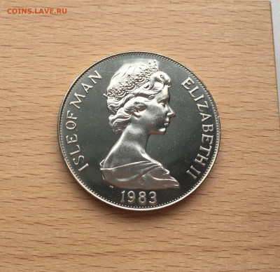 Крона Шайба Остров Мэн 1 крона 1983 Биплан самолёт - IMG_0735.JPG