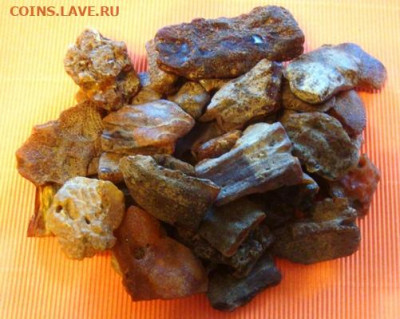 Балтийский янтарь - крупные камни. 250 гр. - DSC09197.JPG