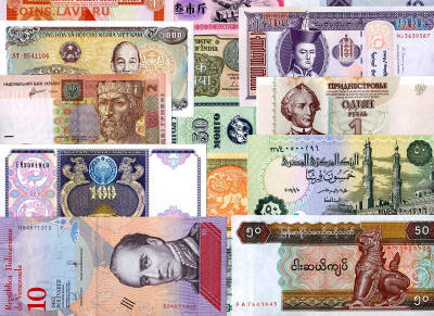 Комплект 55 иностранных банкнот.  до 28.09. в 22:00 мск. - 4____1200