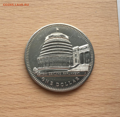 Крона Шайба Новая Зеландия 1$ доллар 1978 25 лет коронации - IMG_0654.JPG