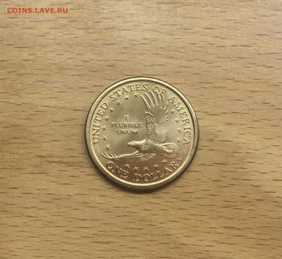 США 1$ доллар 2000 двор D Сакагавея Индианка Парящий Орёл - IMG_1259.JPG