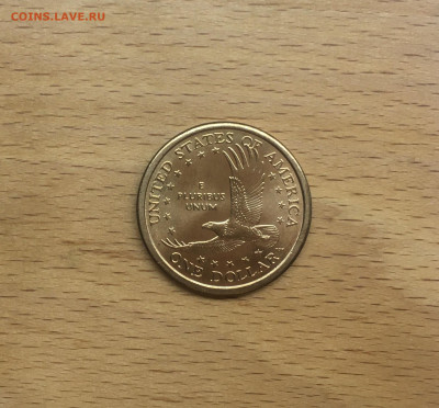 США 1$ доллар 2000 двор D Сакагавея Индианка Парящий Орёл - IMG_1257.JPG
