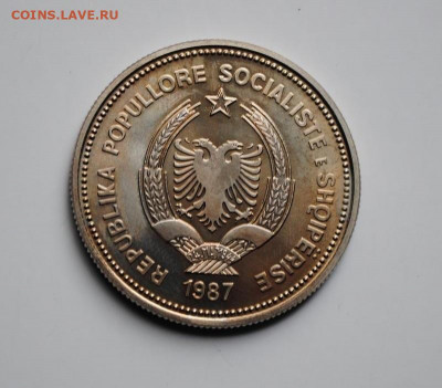 Крона Шайба Албания 5 лек 1987 60 лет порт Дуррес Корабль - krona_shajba_albanija_5_lek_1987_60_let_port_durres_korabl_parusnik_flot (1)