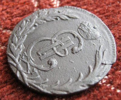 Копейка 1769 года КМ Сибирская монета - 1 коп 1769 км сибирь свет центр 07.JPG