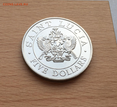 Крона Шайба Карибы Сент-Люсия 5$ долларов 1986 Папа Римский - IMG_1703.JPG