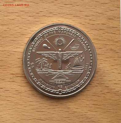 Крона Шайба Маршалловы Острова 5 долларов 1993 Элвис Пресли - IMG_1910.JPG