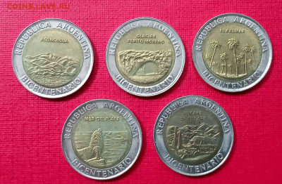 лот юбилейки Аргентины 5 монет 2010г до 25.11.2021 года - 2