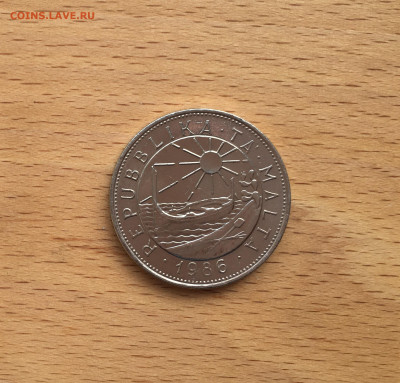 Мальта 1 лира 1986 Синий каменный дрозд Птица Фауна Лодка - IMG_2093.JPG