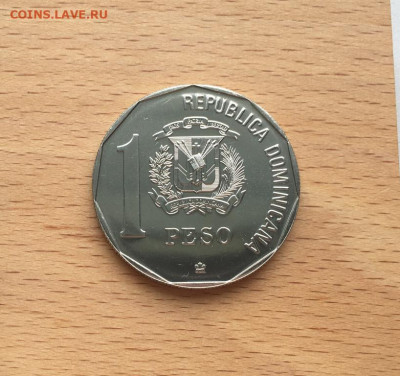 Доминикана 1 песо 1989 500 лет открытию Америки Парусник - dominikana_1_peso_1989_500_let_otkrytiju_i_evangelizacii_ameriki_korabl_parusnik_flot (1)