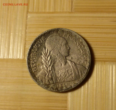 Индокитай французский, 10 центов 1941 - P1060095.JPG
