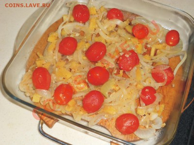 Горький перец убираем (дело вкуса, кто любит острое можно и оставить), остальное перекладываем в глубокую посуду для запекания. - 5
