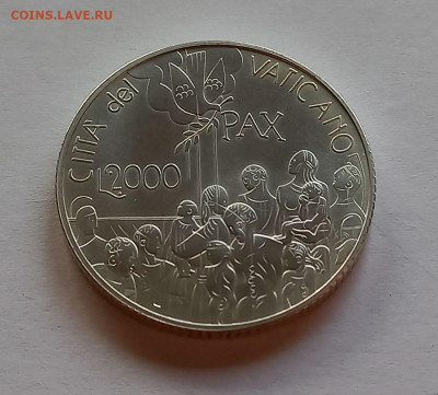 Ватикан 2 000 лир 2001. Серебро. Тираж - 16 000 шт. - 1