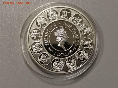 1доллар 2010 Ниуэ Зодиак А.Мухи(Козерог), серебро, до 26.12 - Z Муха-Козерог-2