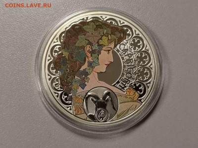 1доллар 2010 Ниуэ Зодиак А.Мухи(Козерог), серебро, до 26.12 - Z Муха-Козерог-1