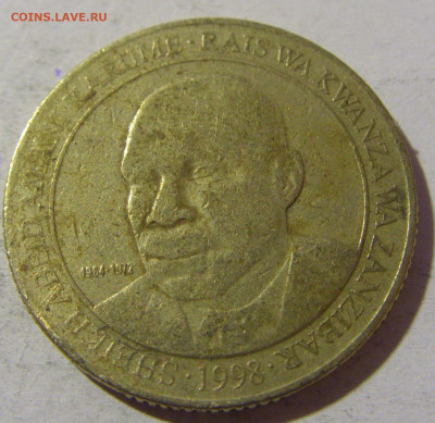 200 шиллингов 1998 Занзибар №1 28.12.21 22:00 М - CIMG7041.JPG