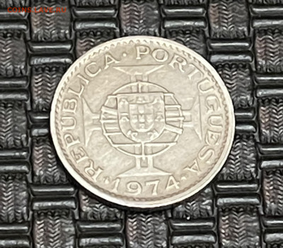 Португальская Ангола 2,5 эскудо 1974 - B385504B-9AB4-4B69-92F7-D3654E70938A