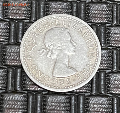 Родезия и Ньясаленд 3 пенса 1964 - 208B8637-DD09-41BF-95F0-C2C12245F184