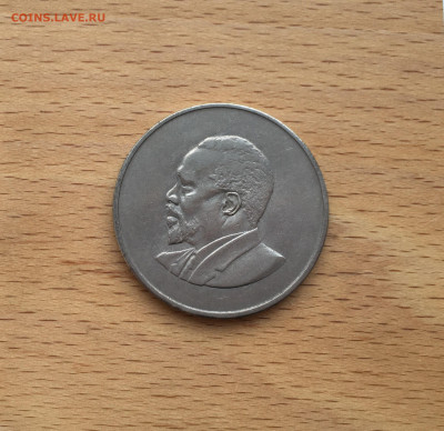 Кения 2 шиллинга 1966 - IMG_4124.JPG