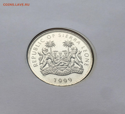 Крона Шайба Сьерра-Леоне 1 доллар 1999 Дарвин Корбаль - IMG_3509.JPG