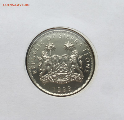 Крона Шайба Сьерра-Леоне 1 доллар 1999 Дарвин Корбаль - IMG_3508.JPG