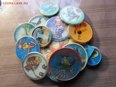 Значки разные 262шт. до 18.01 - SAM_9740.JPG