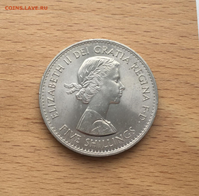 Крона Шайба Великобритания 5 шиллингов 1960 выставка - IMG_4013.JPG