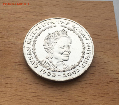 Крона Шайба Великобритания 5 фунтов 2002 Королева-Мать - IMG_4743.JPG