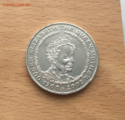 Крона Шайба Великобритания 5 фунтов 2002 Королева-Мать - IMG_4742.JPG