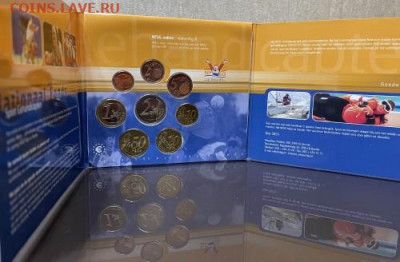 Годовые бдистеры Нидерландов и 2 евро Франция флаг в цвете - NL-2001_1.md[1]