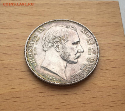 Дания 2 Ригсдалера 1863 Смерть Фредерика VII крона шайба - danija_2_rigsdalera_1863_smert_frederika_vii_vstuplenie_na_prestol_kristiana_ix_serebro_krona_shajba (4)