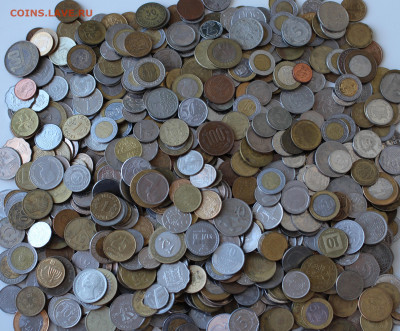 800 монет экзотики (3,8 кг) - IMG_8519.JPG