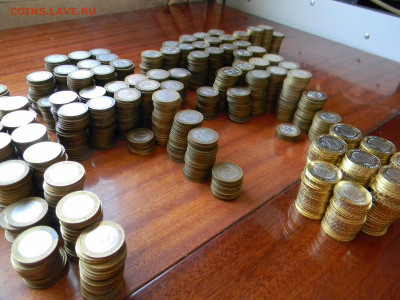750 Биметаллических монет России, номинал 10 рублей. - DSCN2378.JPG
