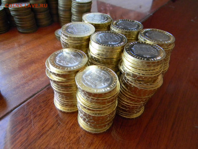 750 Биметаллических монет России, номинал 10 рублей. - DSCN2379.JPG