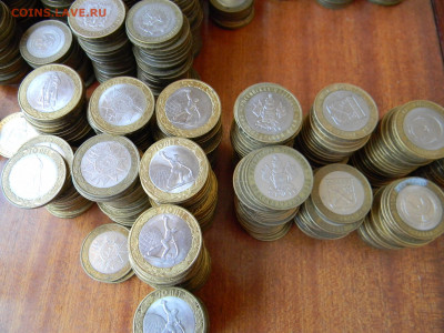750 Биметаллических монет России, номинал 10 рублей. - DSCN2380.JPG