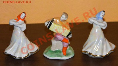 Фарфор- Гармонист и две танцующие девушки -Дулево - 111 3049