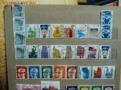 218 марок разных стран. есть старенькие. старт 100 с дорогой - DSC07210.JPG