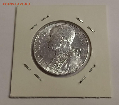 Ватикан 10 лир 1948. Тираж - 60 000 шт. - 15