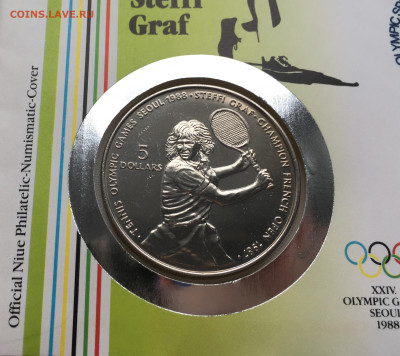 Крона Шайба Ниуэ 5$ долларов 1987 Штеффи Граф конверт марки - IMG_7060.JPG