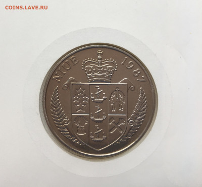 Крона Шайба Ниуэ 5$ долларов 1987 Штеффи Граф конверт марки - IMG_7064.JPG