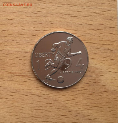 2 доллара 1994 50 центов двор P футбол Пруф Proof - ssha_1_2_dollara_1994_50_centov_dvor_p_chempionat_mira_po_futbolu_1994_sport_pruf_proof