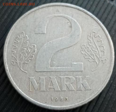 2 марки 1983 гдр, нечастый год - photo_2022-04-13_17-59-33 (2)