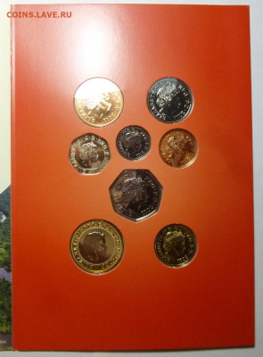 В.Британия, набор монет 2011г..UNC,блистер ,13 монет - P1090902.JPG