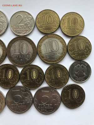 54 Юбилейных монеты РФ разные с номинала до 15.05.22 - 54 монеты с номинала (12).JPG