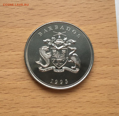 Крона Шайба Барбадос 5 доллара 1995 50 лет ООН - IMG_8133.JPG